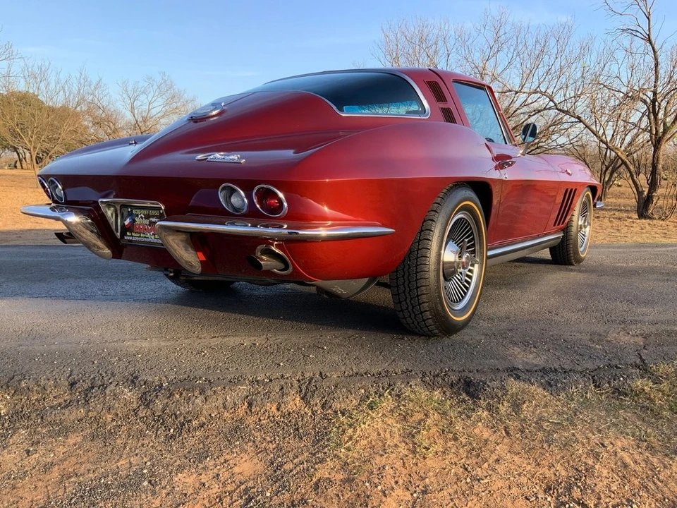 1965 Chevrolet Corvette C2 - Image 6 of 31