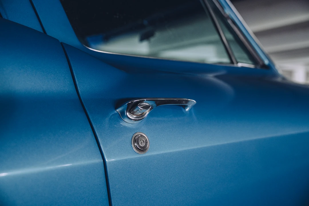 1965 Chevrolet Corvette C2 - Image 26 of 31