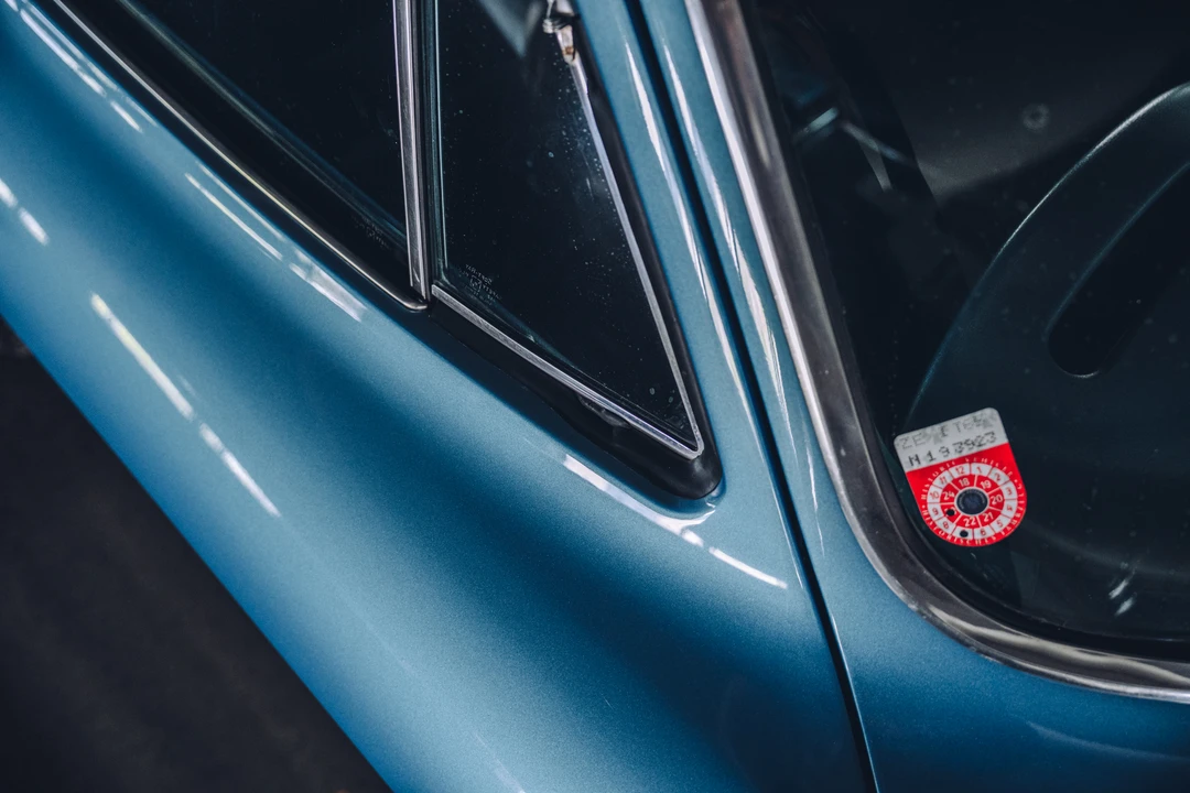 1965 Chevrolet Corvette C2 - Image 27 of 31