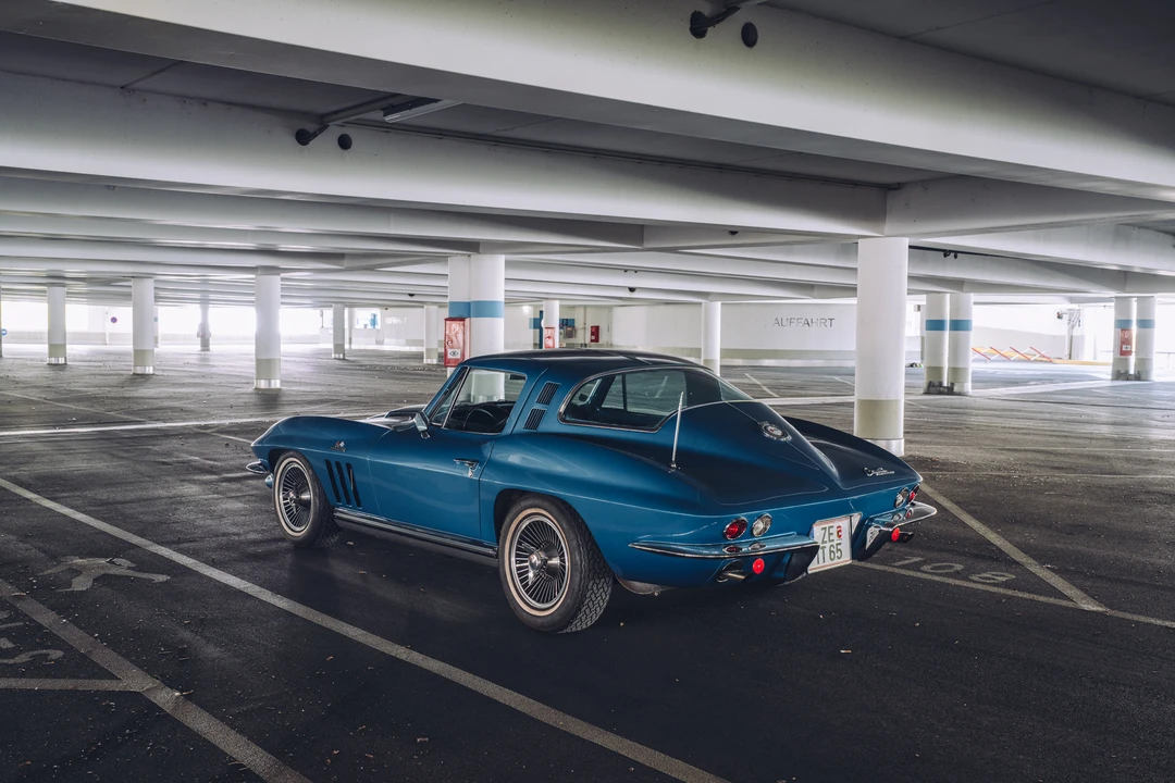 1965 Chevrolet Corvette C2 - Image 7 of 31