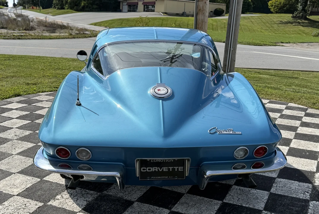 1965 Chevrolet Corvette C2 - Image 4 of 31