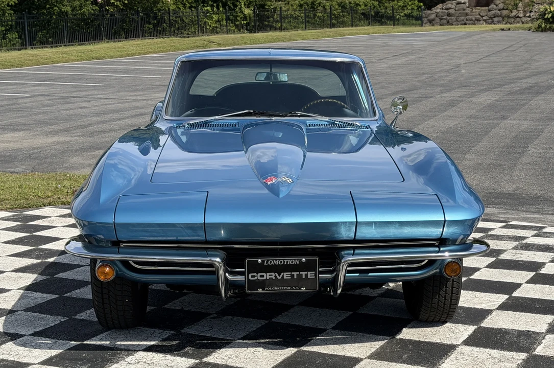 1965 Chevrolet Corvette C2 - Image 10 of 31