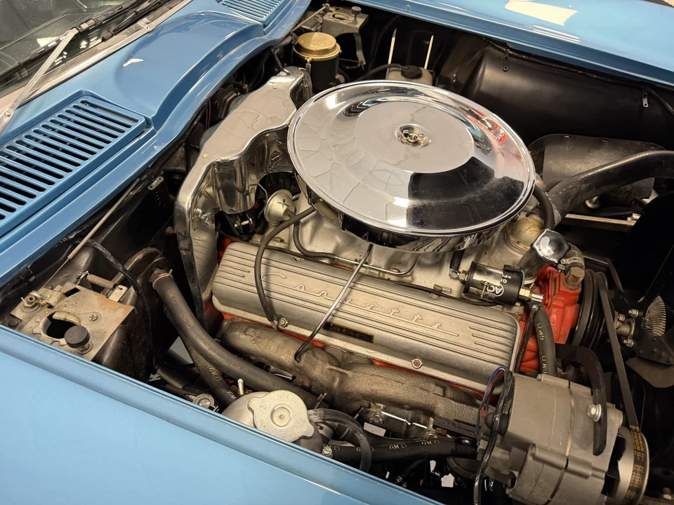 1965 Chevrolet Corvette C2 - Image 30 of 31