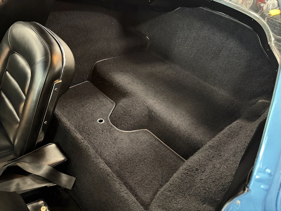1965 Chevrolet Corvette C2 - Image 26 of 31