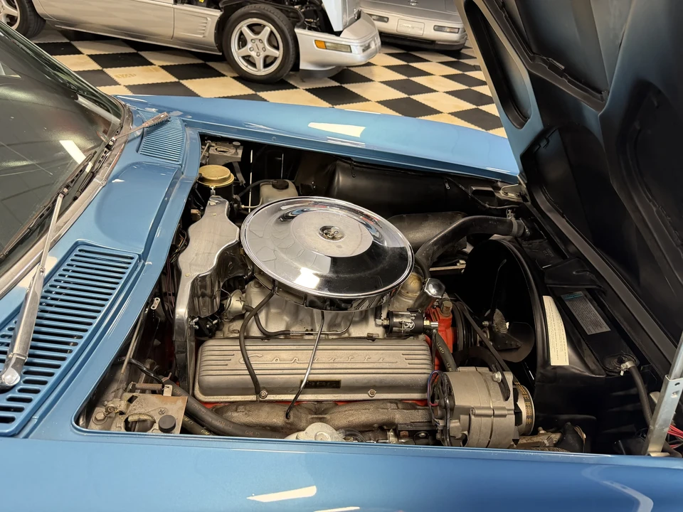 1965 Chevrolet Corvette C2 - Image 28 of 31