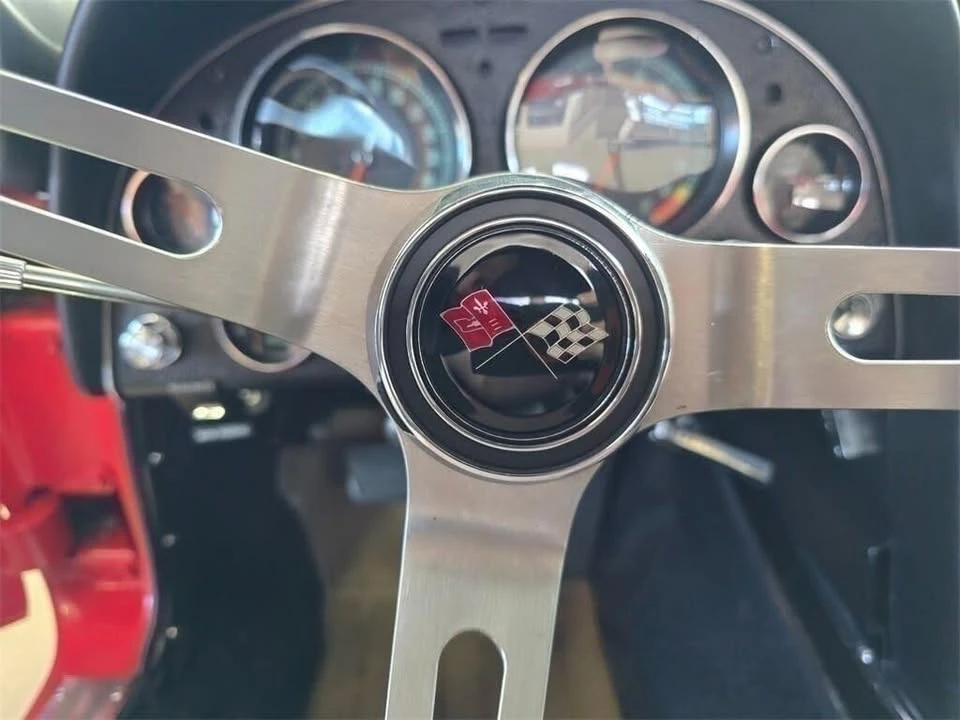 1965 Chevrolet Corvette C2 - Image 17 of 20