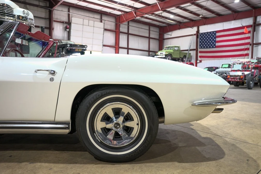 1965 Chevrolet Corvette C2 - Image 5 of 12