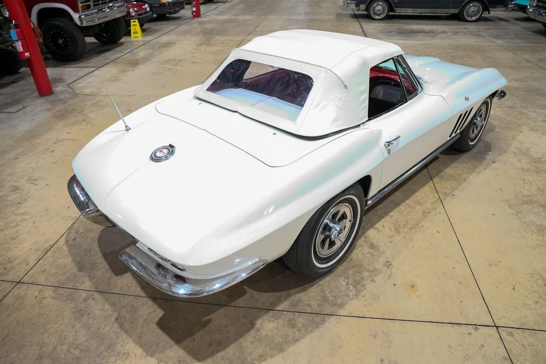 1965 Chevrolet Corvette C2 - Image 29 of 31