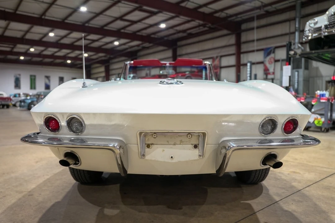 1965 Chevrolet Corvette C2 - Image 7 of 31