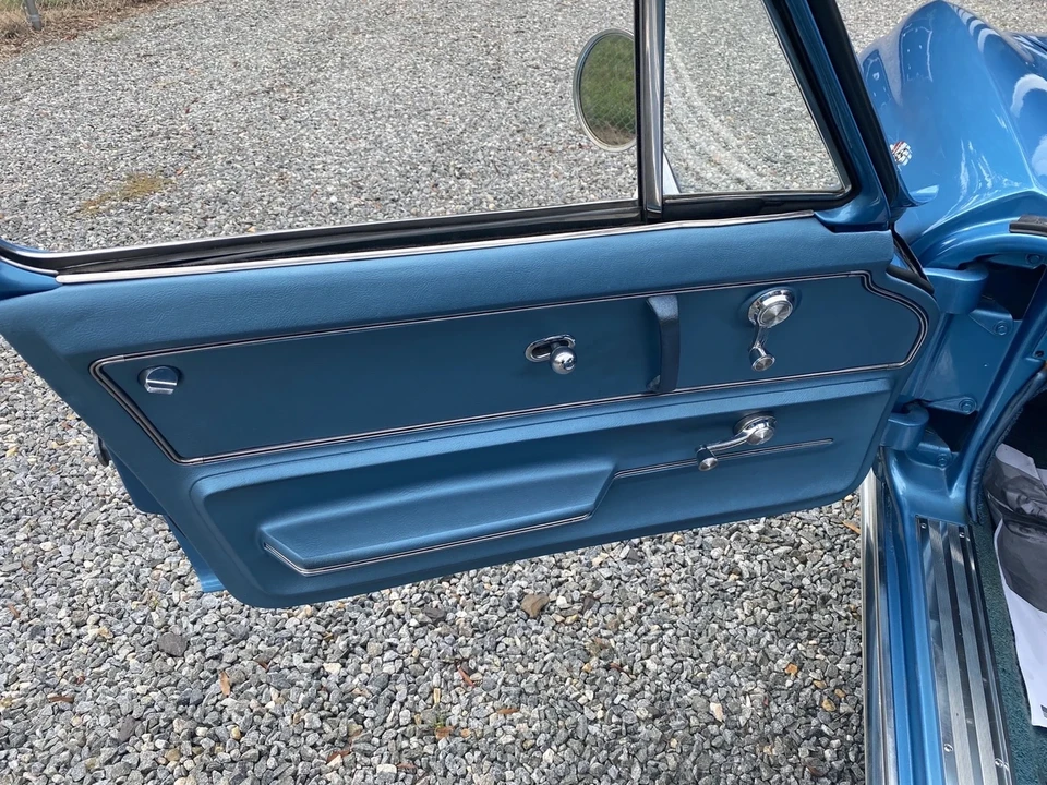 1965 Chevrolet Corvette C2 - Image 19 of 21