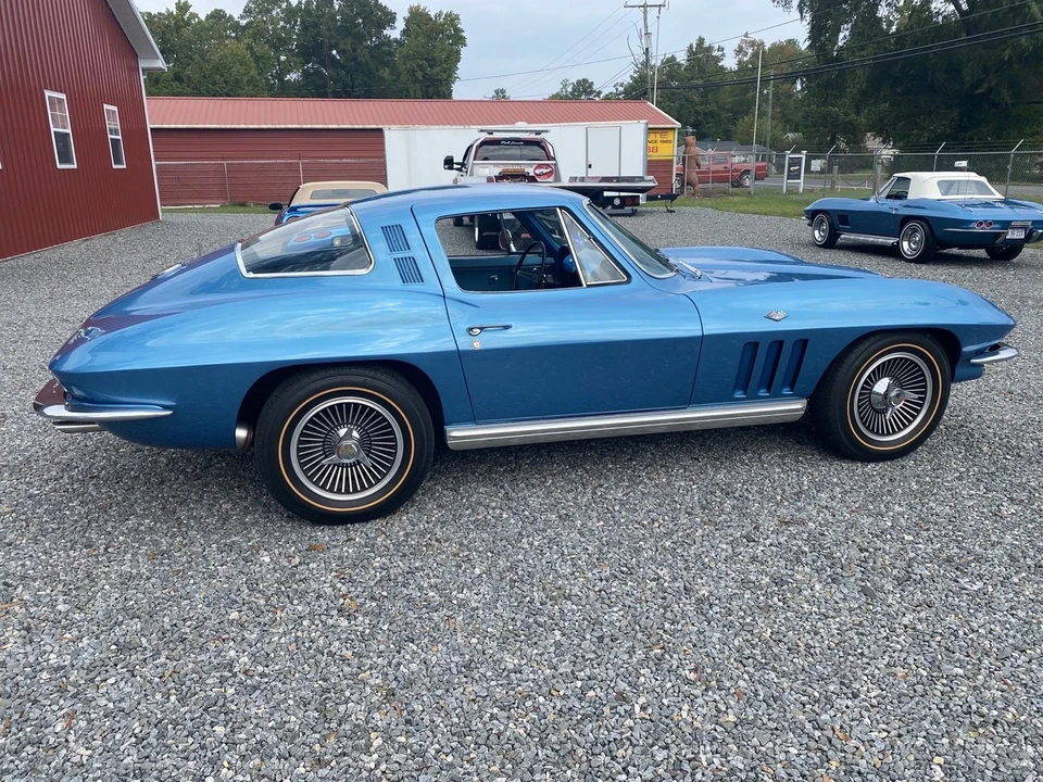 1965 Chevrolet Corvette C2 - Image 5 of 21