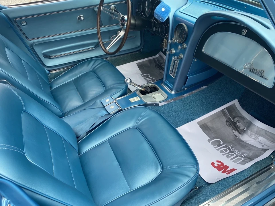 1965 Chevrolet Corvette C2 - Image 20 of 21