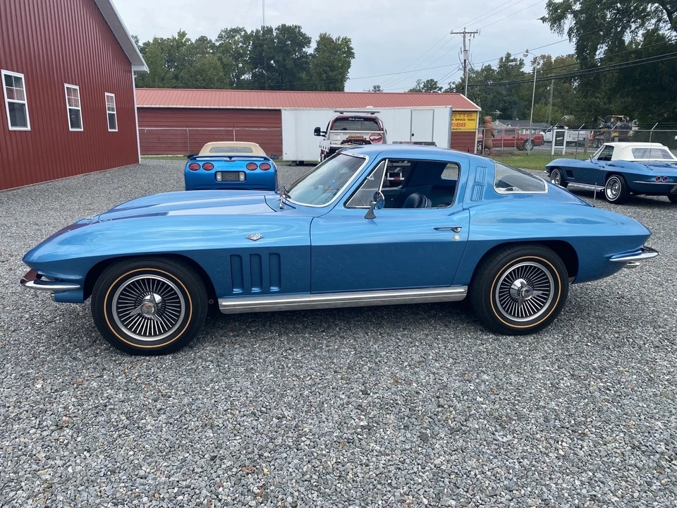 1965 Chevrolet Corvette C2 - Image 8 of 21