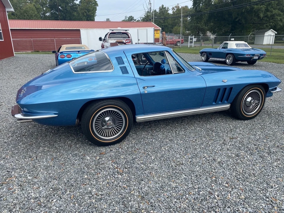 1965 Chevrolet Corvette C2 - Image 4 of 21
