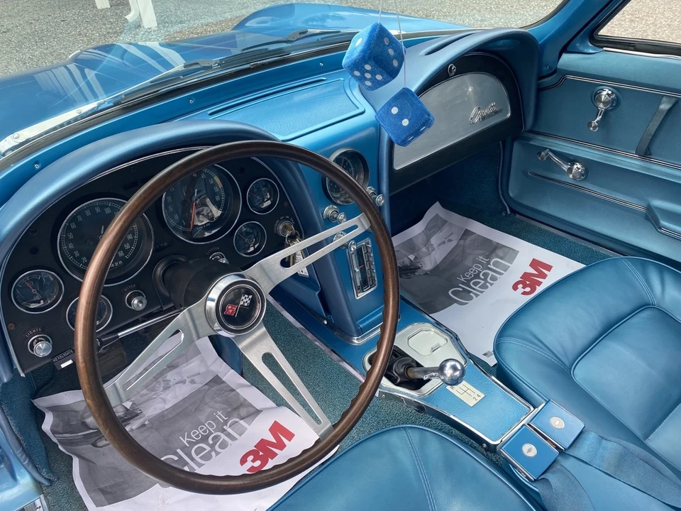 1965 Chevrolet Corvette C2 - Image 16 of 21