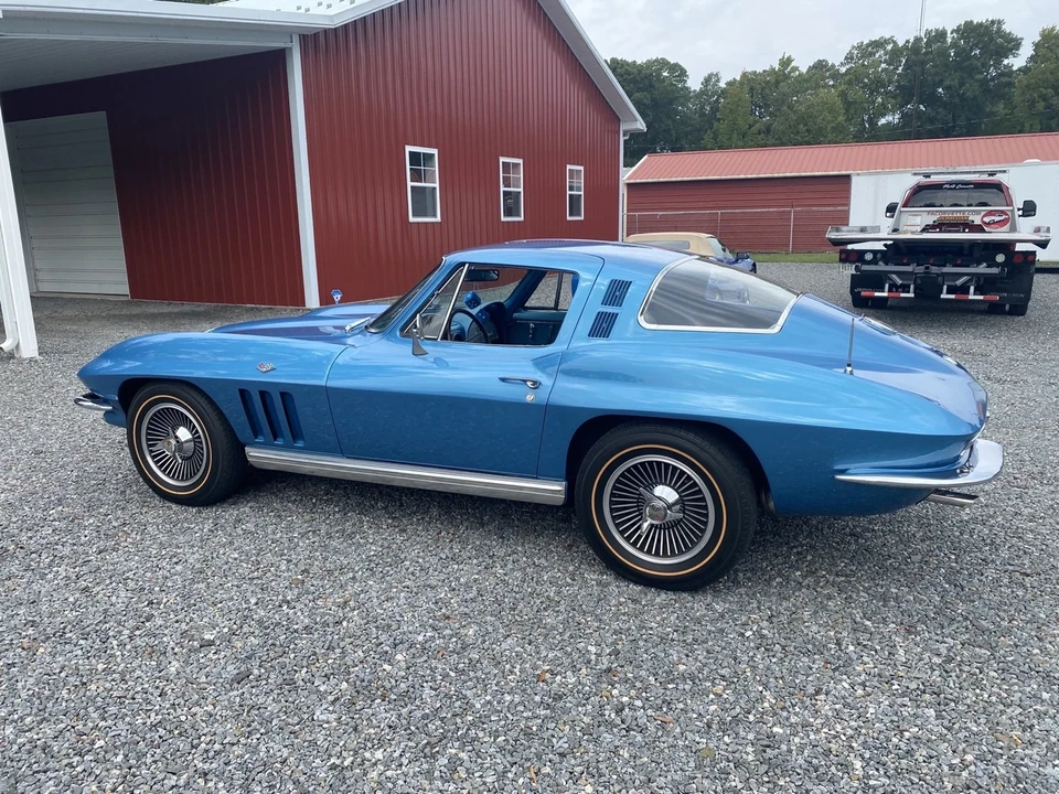 1965 Chevrolet Corvette C2 - Image 11 of 21