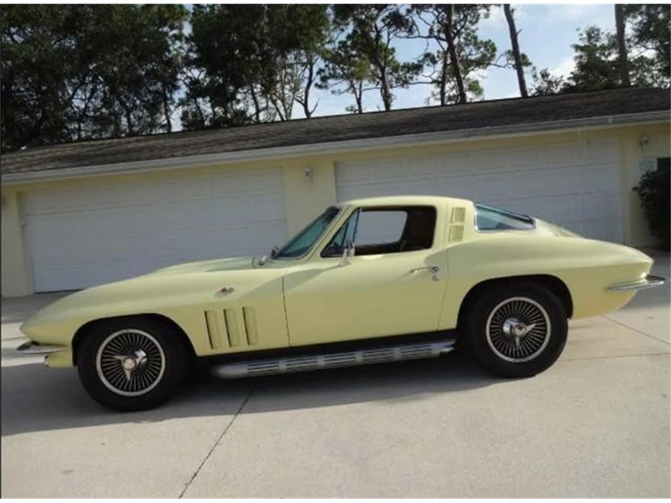 1965 Chevrolet Corvette C2 - Image 10 of 31
