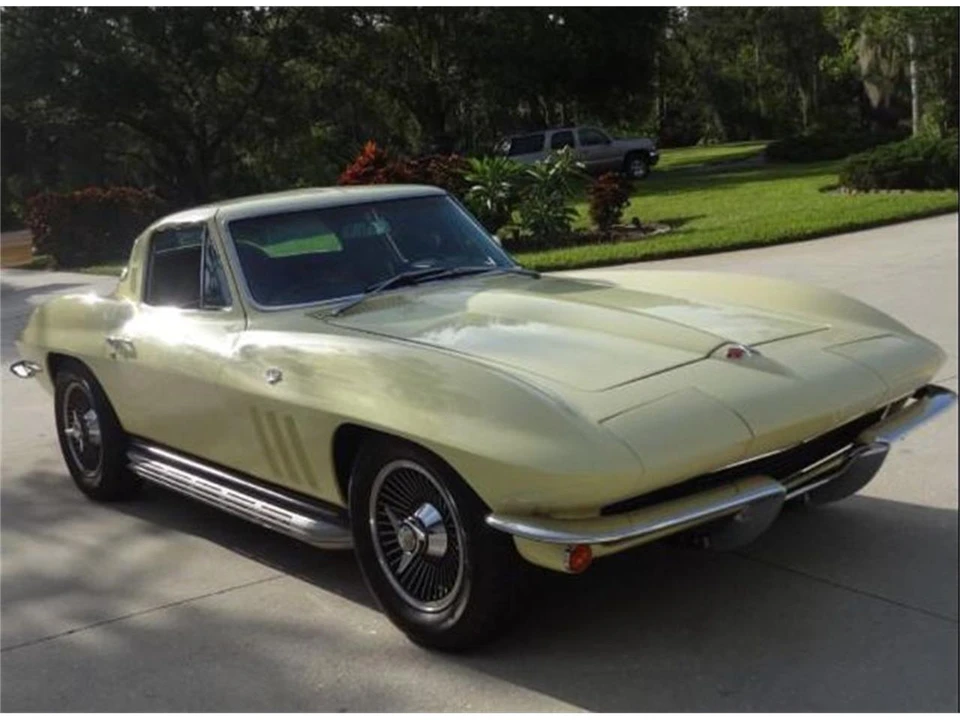 1965 Chevrolet Corvette C2 - Image 20 of 31
