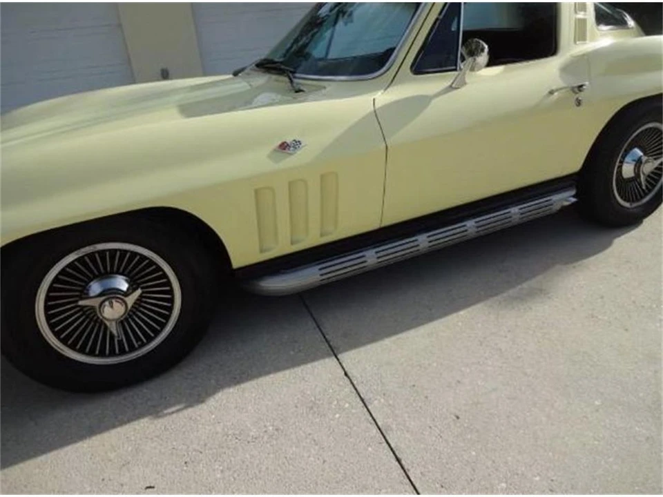 1965 Chevrolet Corvette C2 - Image 27 of 31