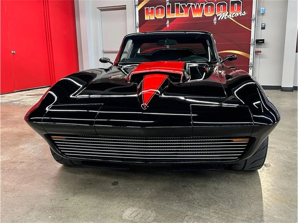 1965 Chevrolet Corvette C2 - Image 5 of 31