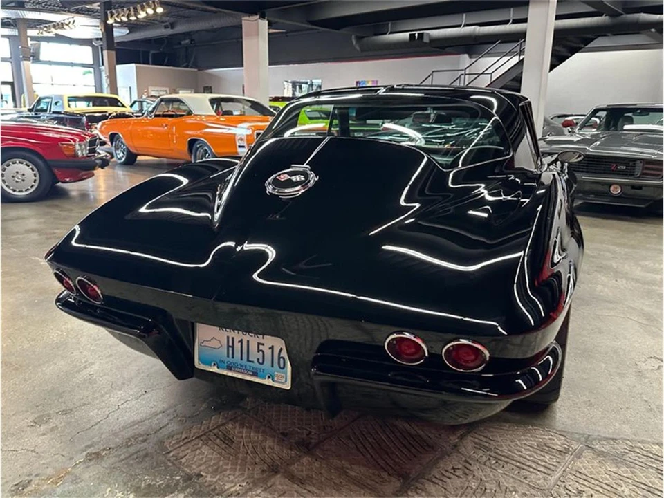 1965 Chevrolet Corvette C2 - Image 16 of 31