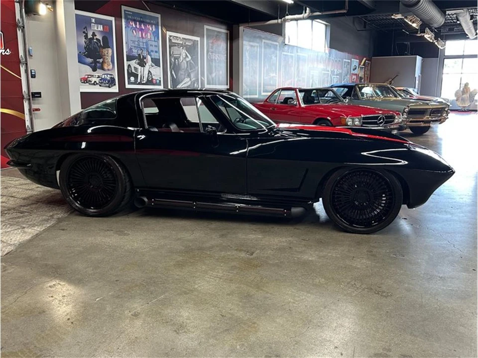 1965 Chevrolet Corvette C2 - Image 10 of 31
