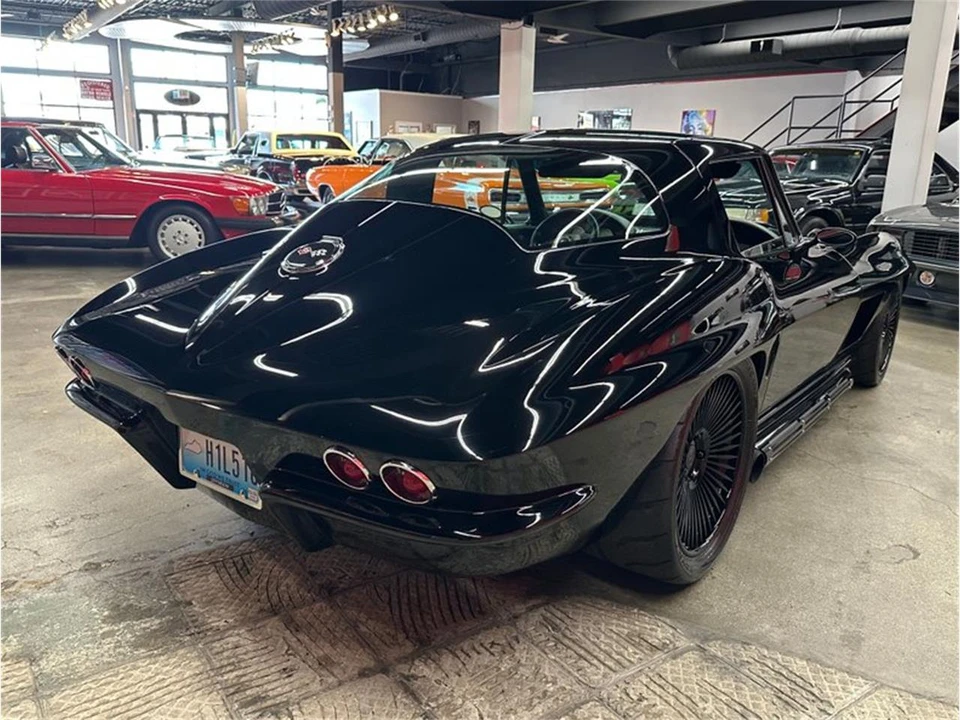 1965 Chevrolet Corvette C2 - Image 14 of 31