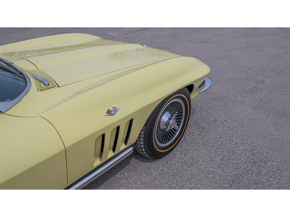 1965 Chevrolet Corvette C2 - Image 4 of 30
