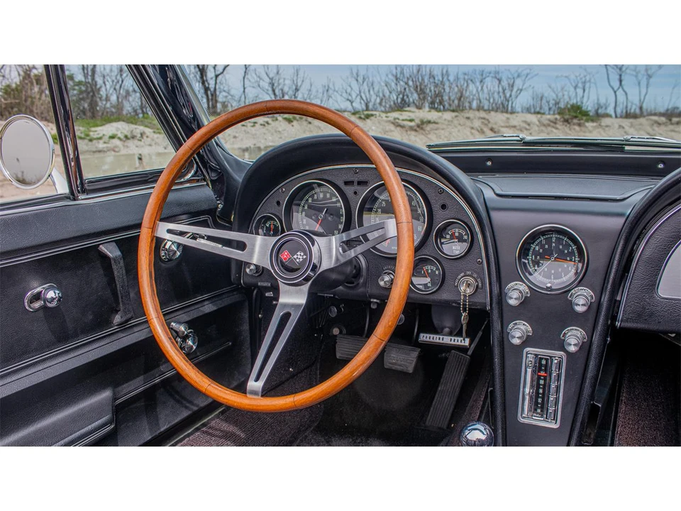 1965 Chevrolet Corvette C2 - Image 6 of 30