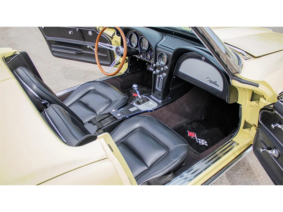 1965 Chevrolet Corvette C2 - Image 13 of 30