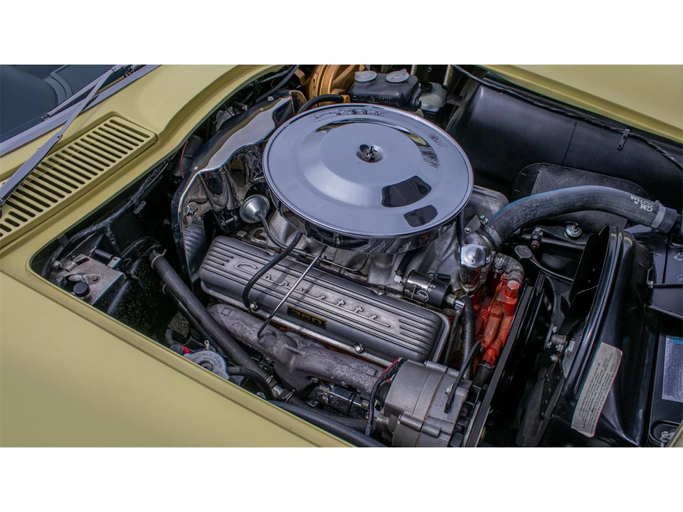 1965 Chevrolet Corvette C2 - Image 14 of 30