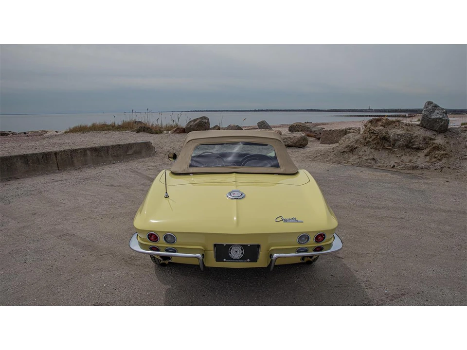 1965 Chevrolet Corvette C2 - Image 22 of 30