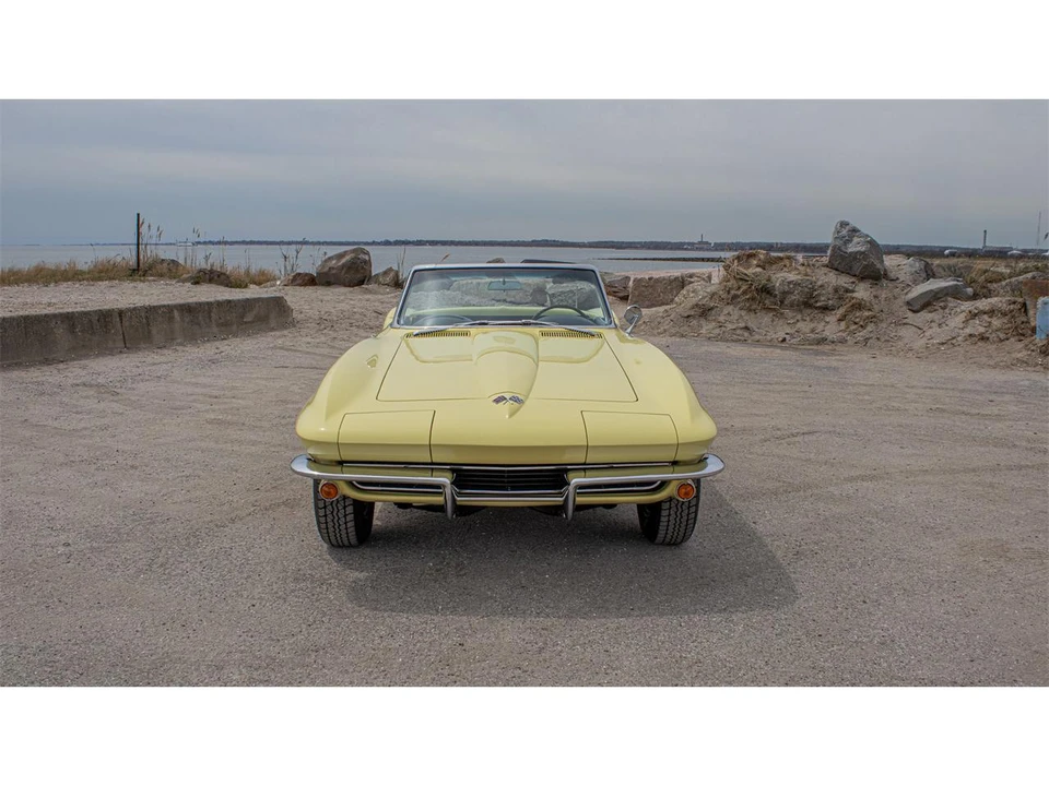 1965 Chevrolet Corvette C2 - Image 27 of 30