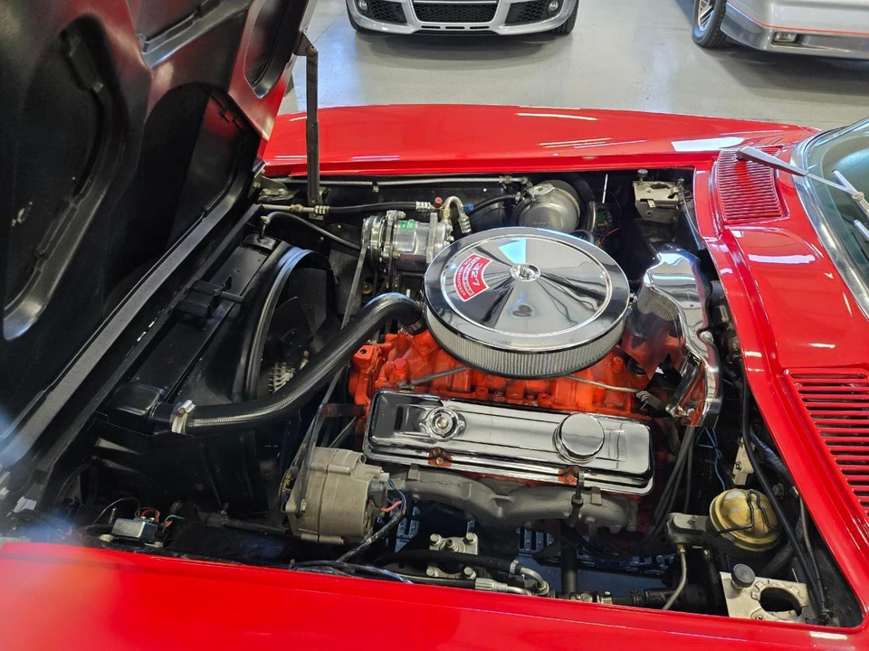 1965 Chevrolet Corvette C2 - Image 21 of 23