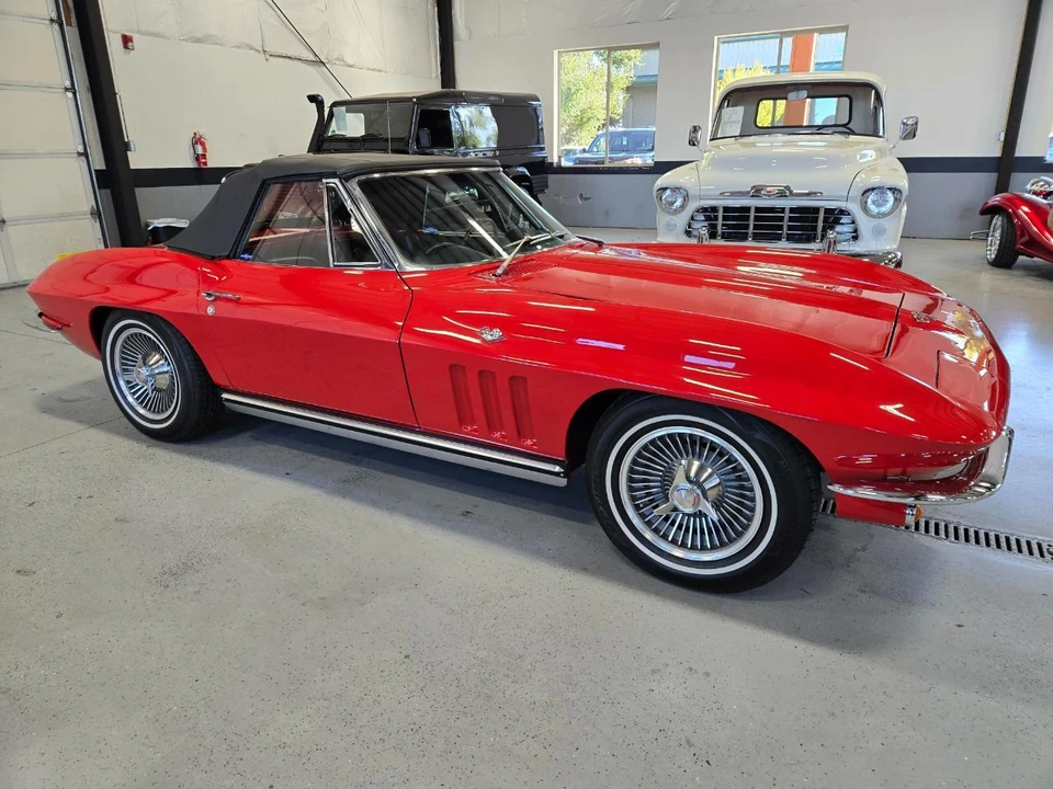 1965 Chevrolet Corvette C2 - Image 6 of 23