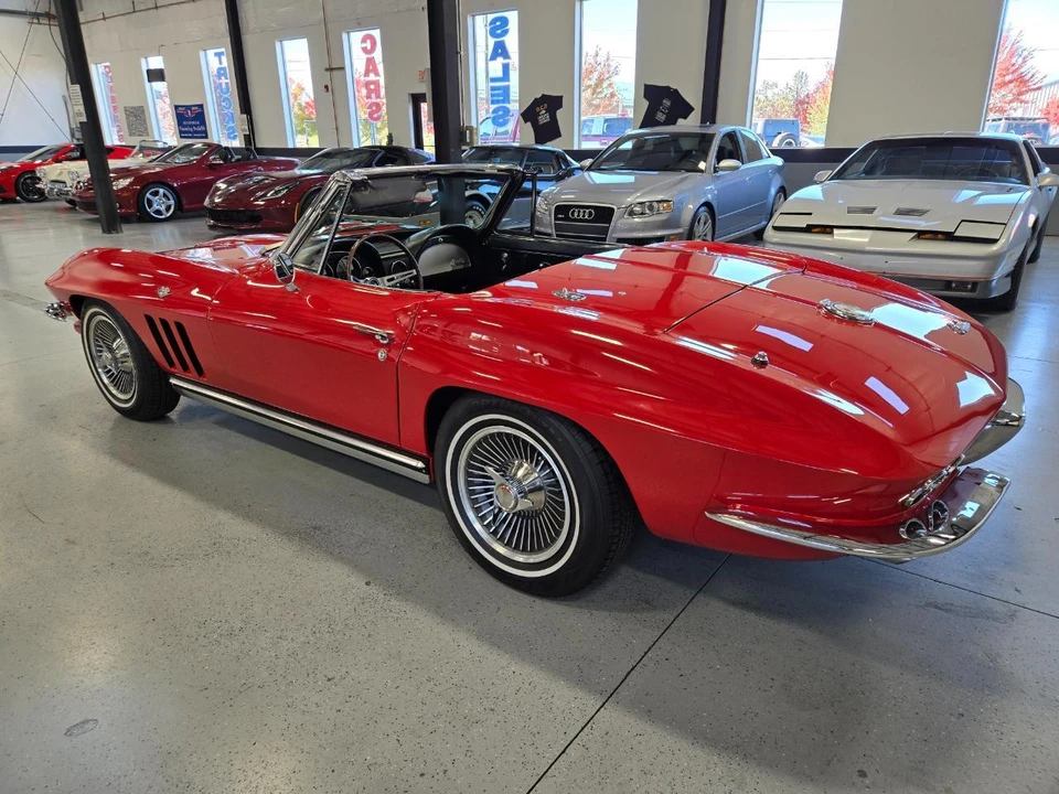 1965 Chevrolet Corvette C2 - Image 11 of 23