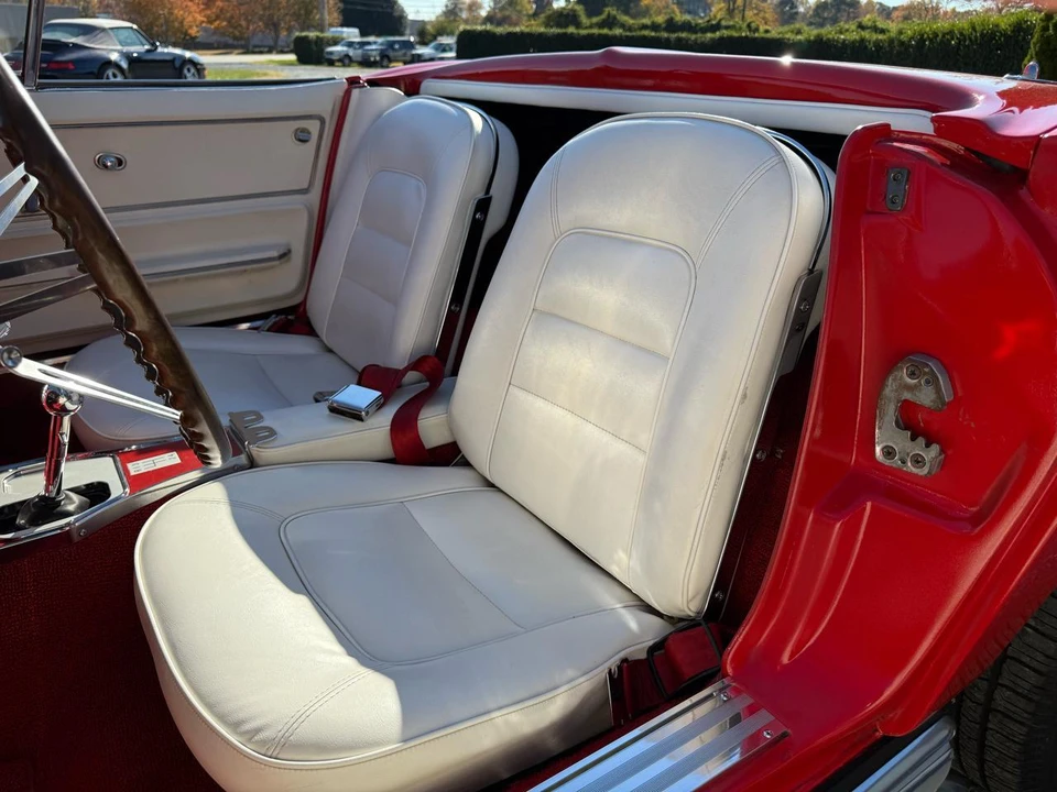 1965 Chevrolet Corvette C2 - Image 31 of 31