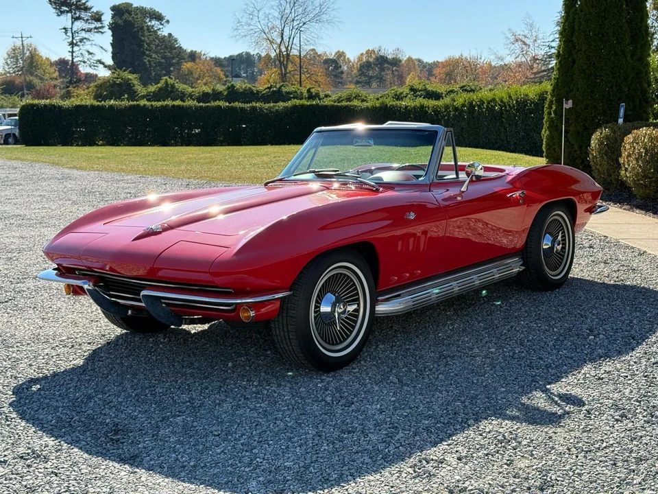 1965 Chevrolet Corvette C2 - Image 6 of 31