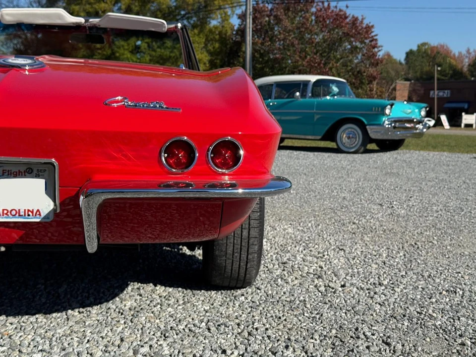 1965 Chevrolet Corvette C2 - Image 15 of 31