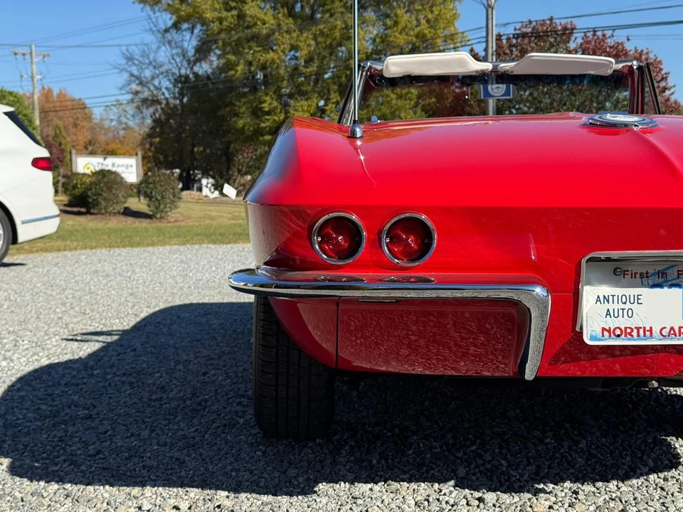 1965 Chevrolet Corvette C2 - Image 14 of 31