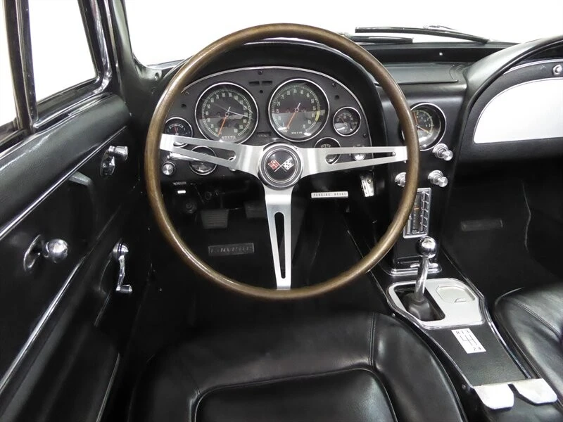 1965 Chevrolet Corvette C2 - Image 18 of 31
