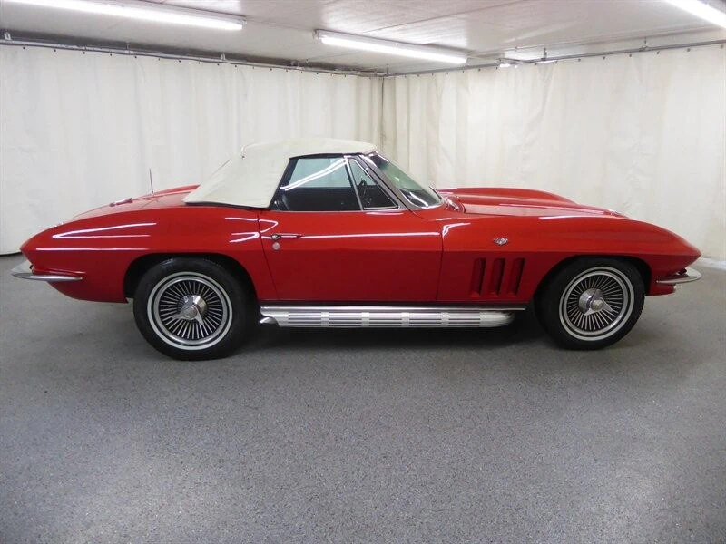 1965 Chevrolet Corvette C2 - Image 16 of 31