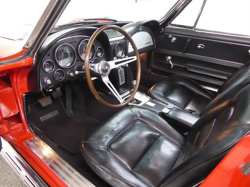 1965 Chevrolet Corvette C2 - Image 24 of 31