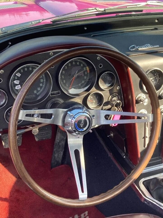 1965 Chevrolet Corvette C2 - Image 22 of 31