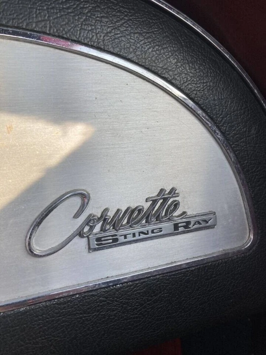 1965 Chevrolet Corvette C2 - Image 20 of 31