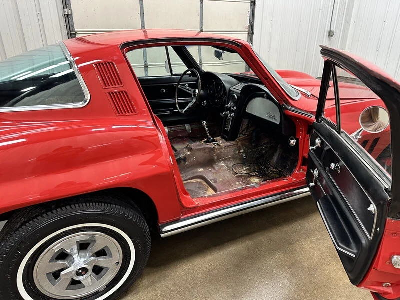1965 Chevrolet Corvette C2 - Image 15 of 21