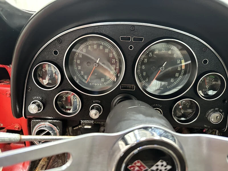 1965 Chevrolet Corvette C2 - Image 10 of 21