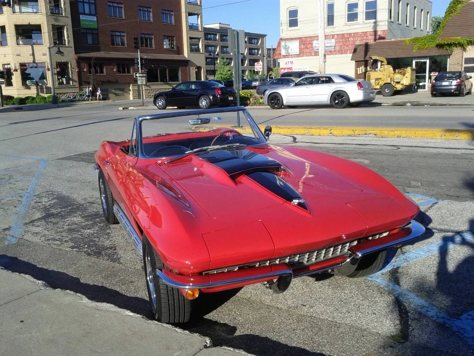 1965 Chevrolet Corvette C2 - Image 6 of 20