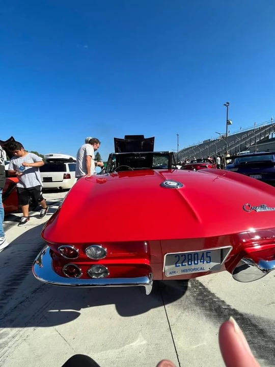 1965 Chevrolet Corvette C2 - Image 3 of 20