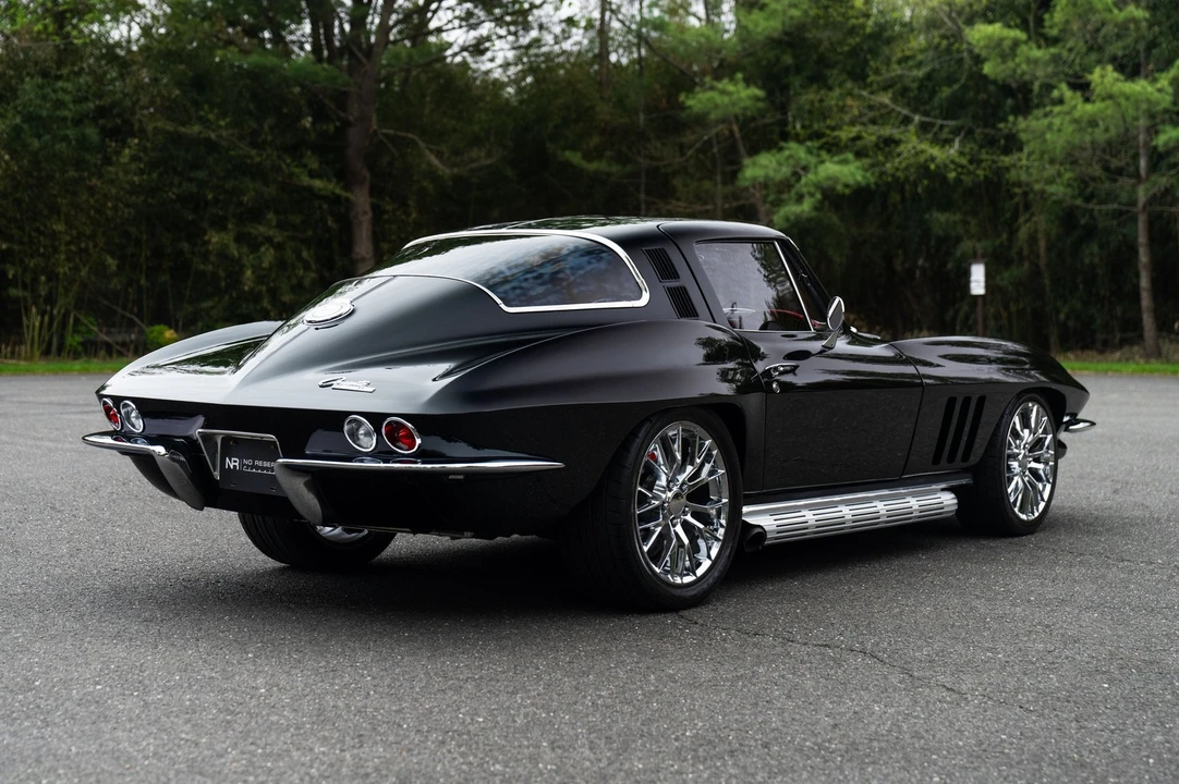 1965 Chevrolet Corvette C2 - Image 12 of 31